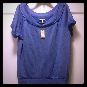 Off the shoulder short sleeve sweatshirt